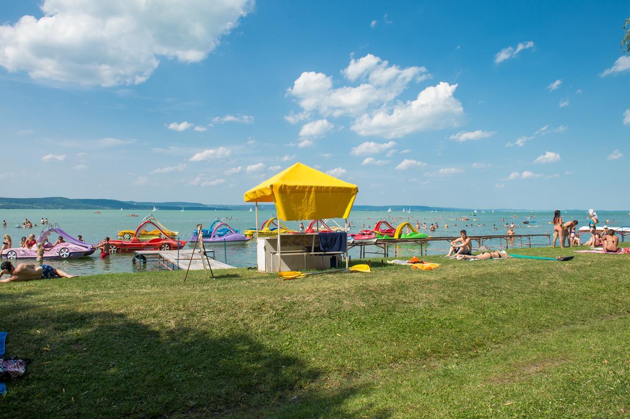 Familia Hotel Balatonboglár Exterior photo